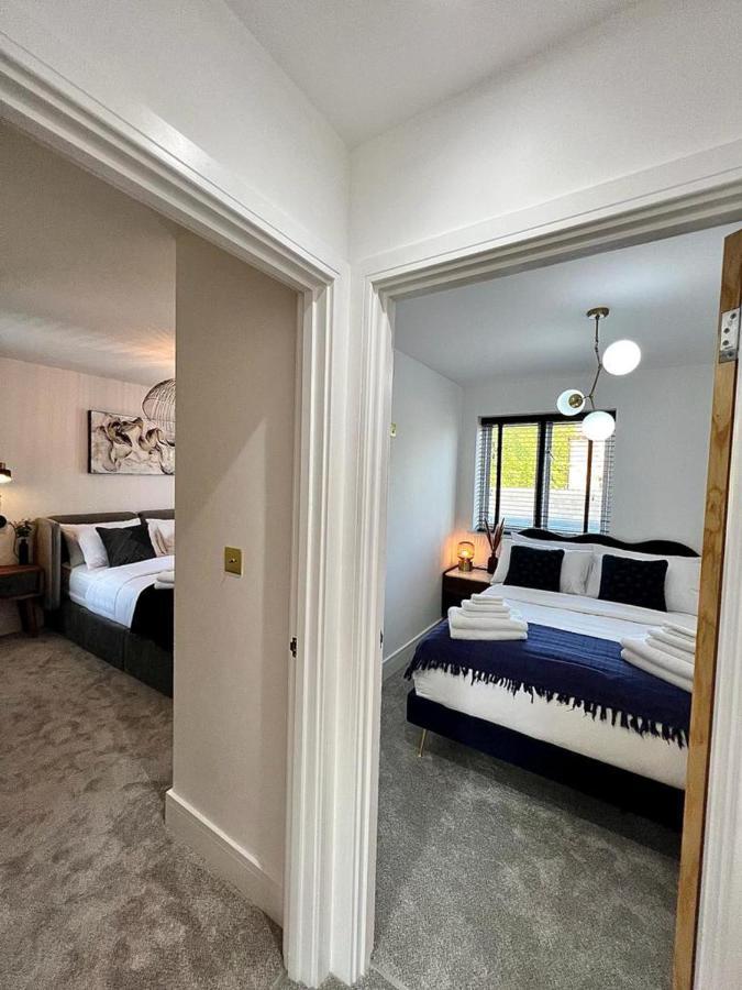 Charming 3-bed House With 1 Parking Space